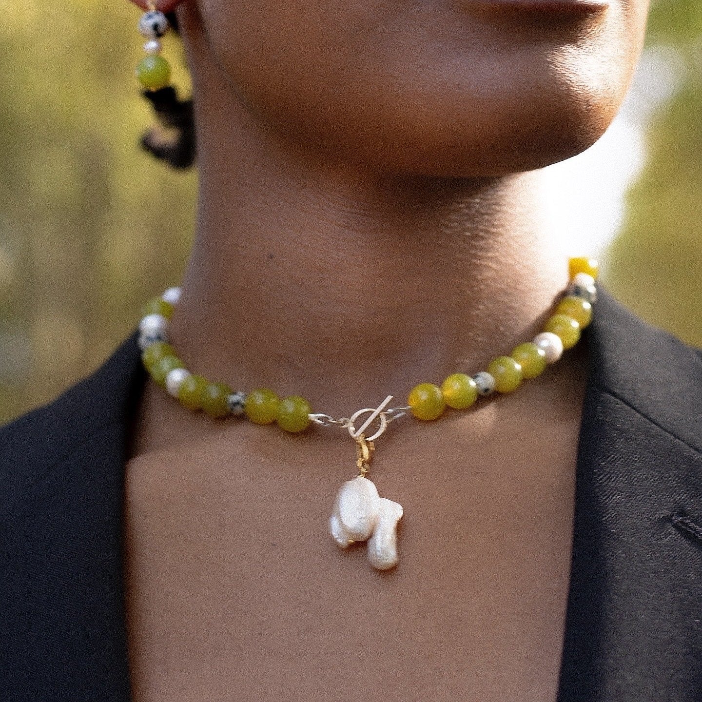 Oeagrus with Detachable Baroque Pearl